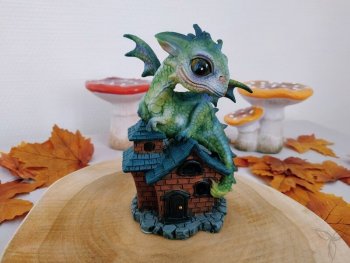 figurine maison du bébé dragon - 001